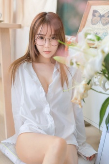 相亲对象是白痴未增删带翻译樱花第一集